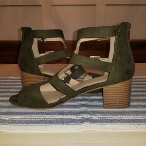 Open Toed Heels Size 11W